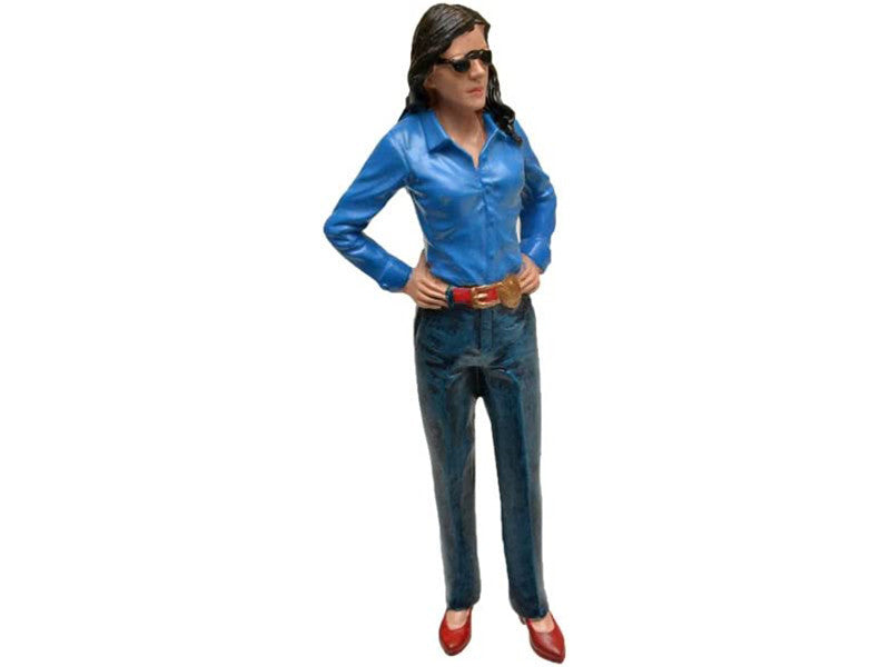 "The Detective #3" Figure For 1:24 Scale Models by American Diorama